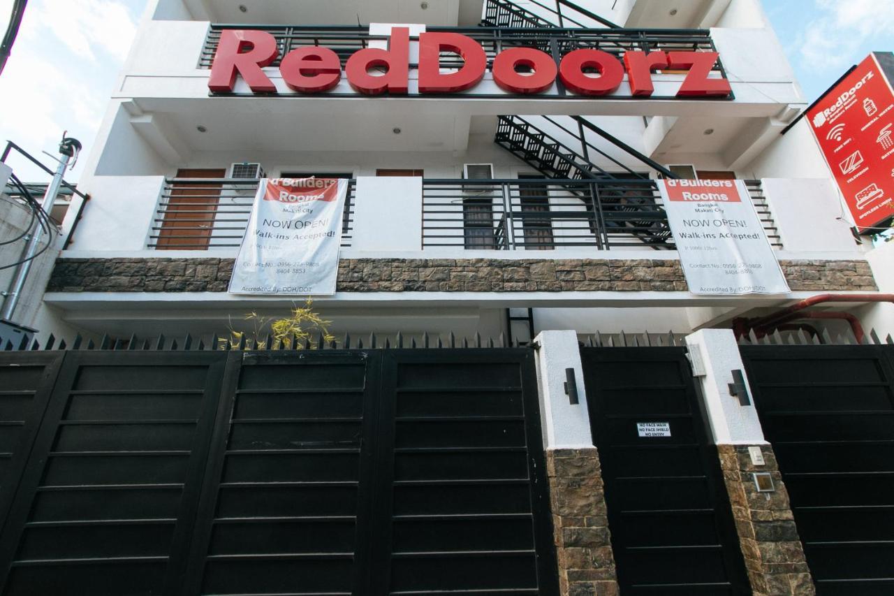 Hotel RedDoorz @ DBuilders Bangkal Makati Manila Exterior foto